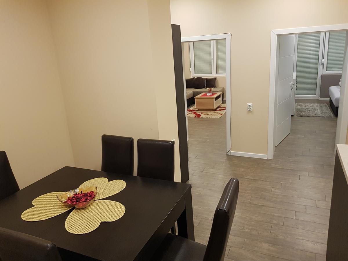 Ceca Apartman Ni Dış mekan fotoğraf
