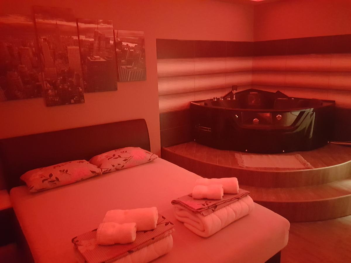 Ceca Apartman Ni Dış mekan fotoğraf