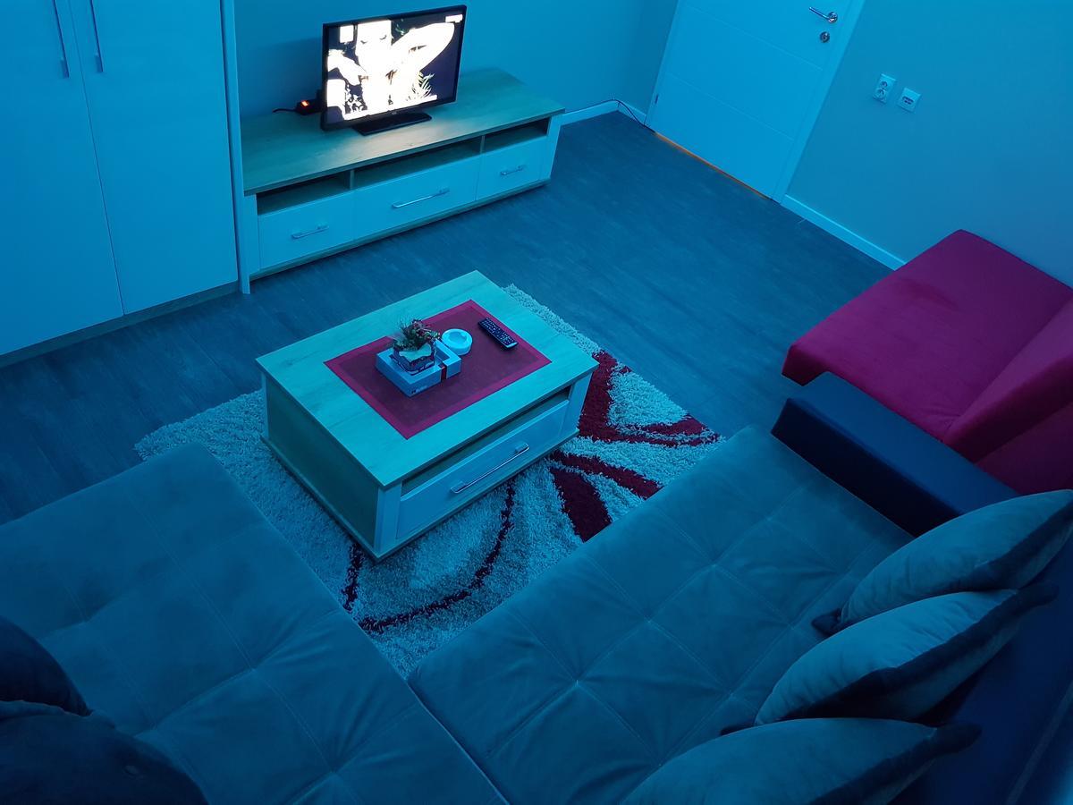 Ceca Apartman Ni Dış mekan fotoğraf