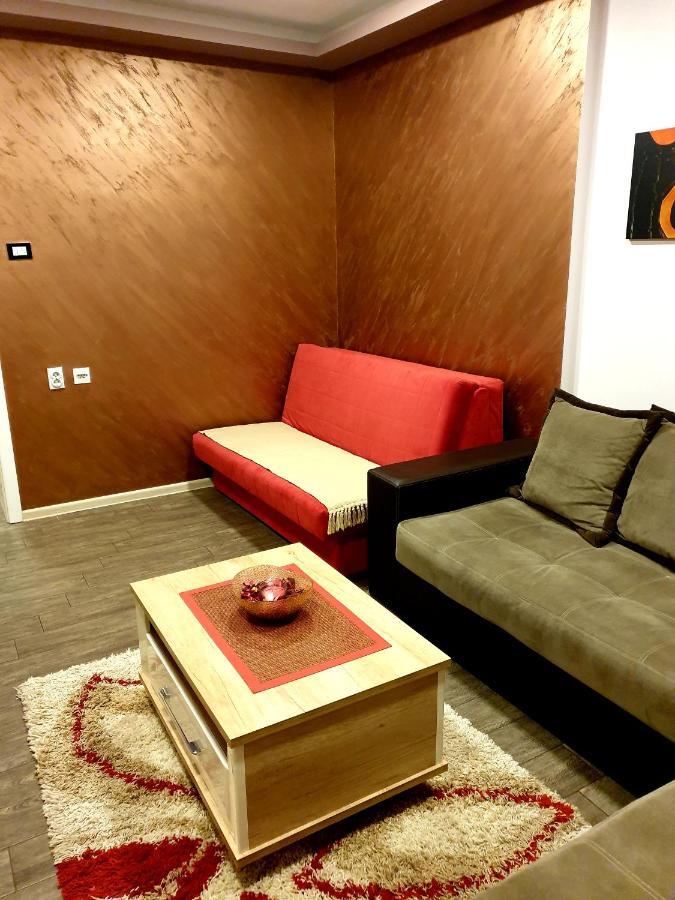 Ceca Apartman Ni Dış mekan fotoğraf